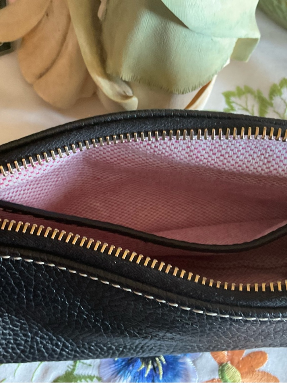 Dooney & Bourke Barrel Bag - Picture 11 of 11